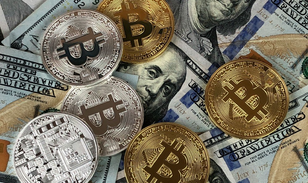 福奇从新冠疫情中赚了多少钱？他从中获利了吗？
